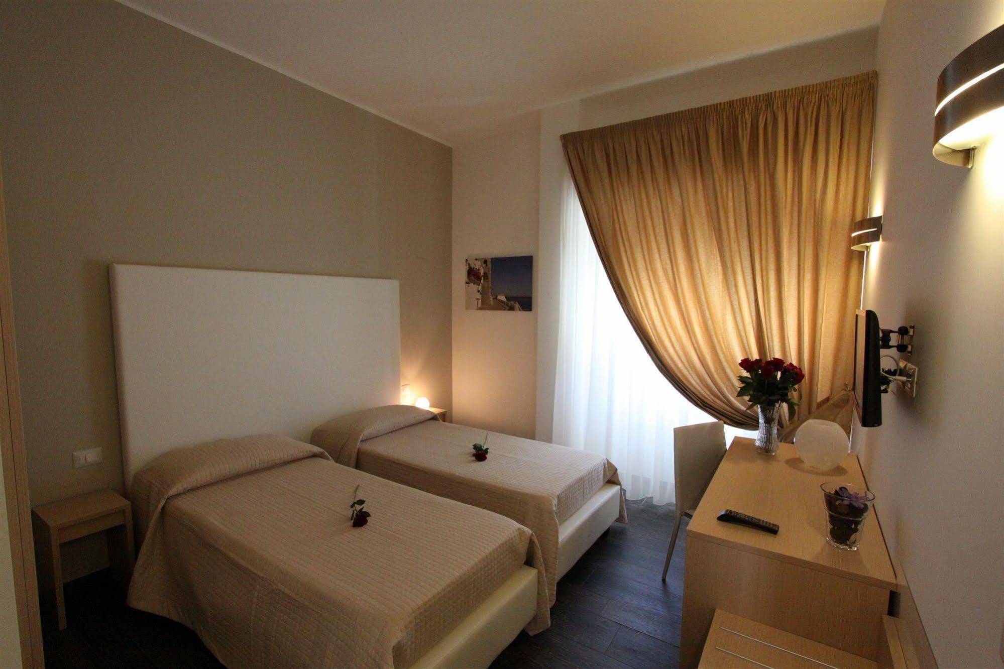 B&B Al Picchio Монополи Экстерьер фото