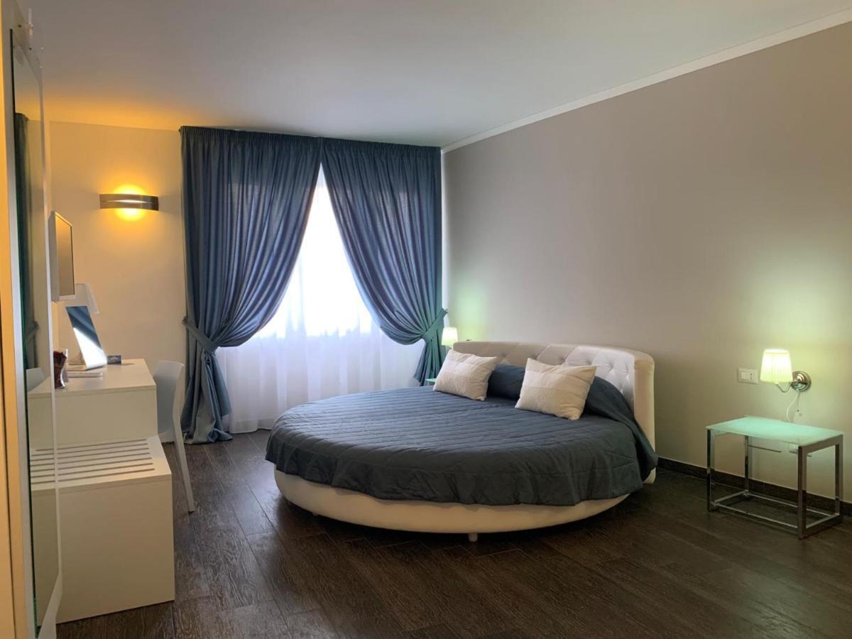 B&B Al Picchio Монополи Экстерьер фото